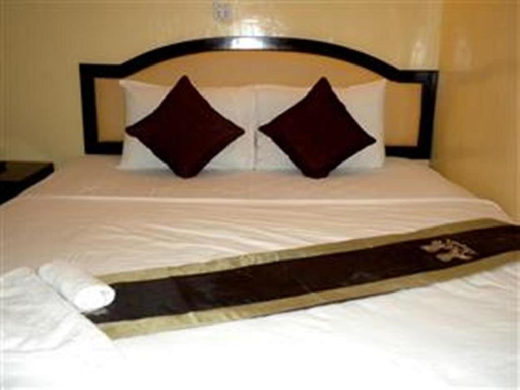 Golden Boat Guesthouse Phnom Penh Exterior photo